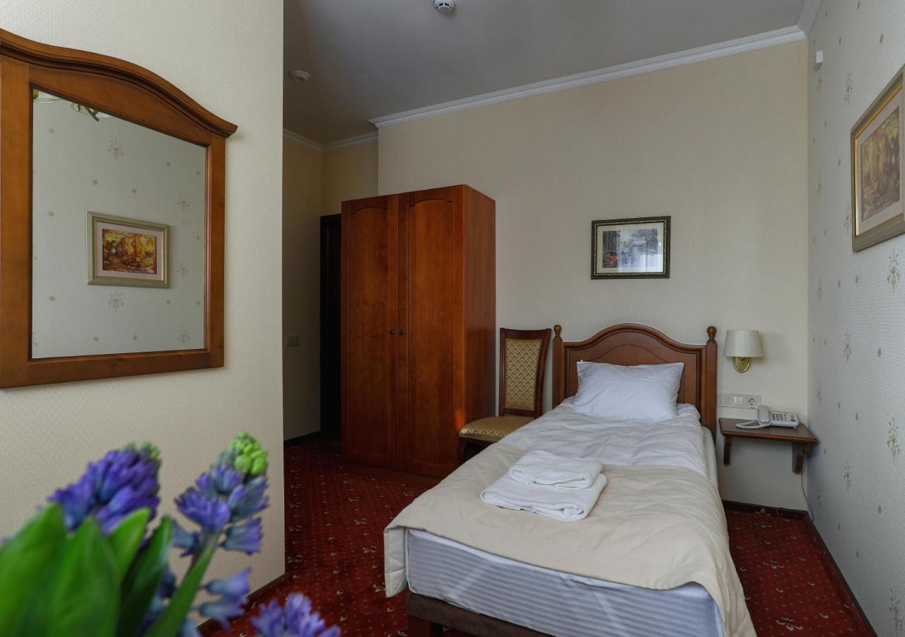 Fenix Town Hotel Vinnicja Kültér fotó