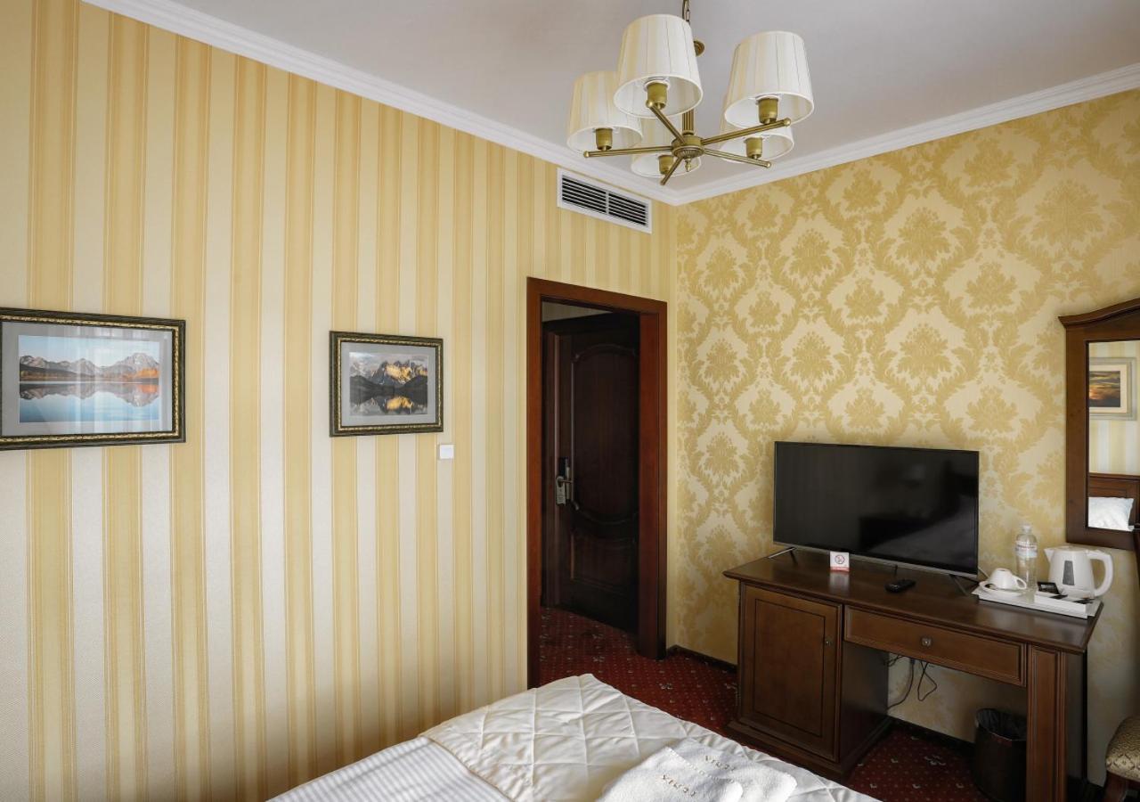 Fenix Town Hotel Vinnicja Kültér fotó