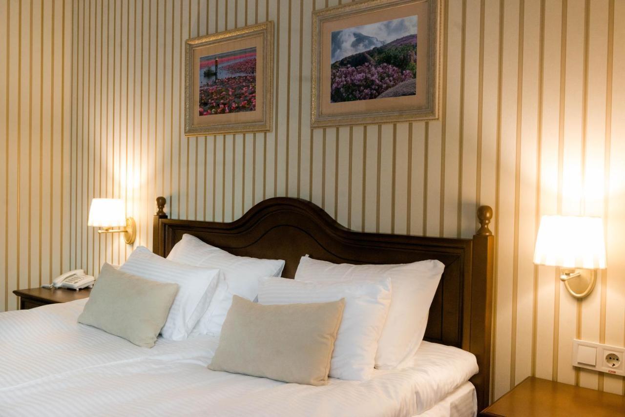 Fenix Town Hotel Vinnicja Kültér fotó